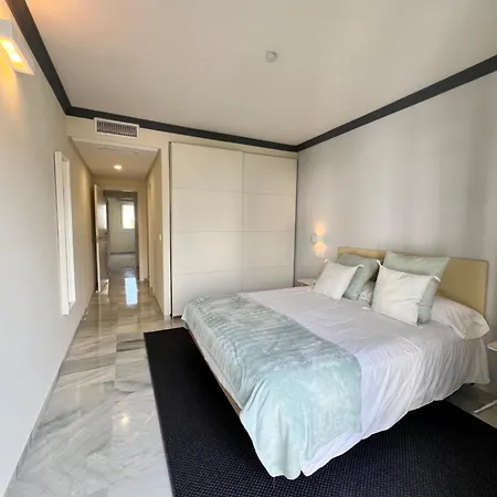 Jardines Del Puerto For Up To 6, Totally Refurbished 2025, Gardens, Pools, Garage, Wifi Apartment *