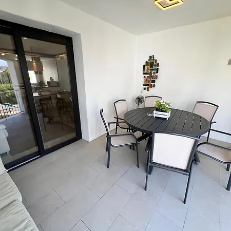 Jardines Del Puerto For Up To 6, Totally Refurbished 2025, Gardens, Pools, Garage, Wifi Apartment